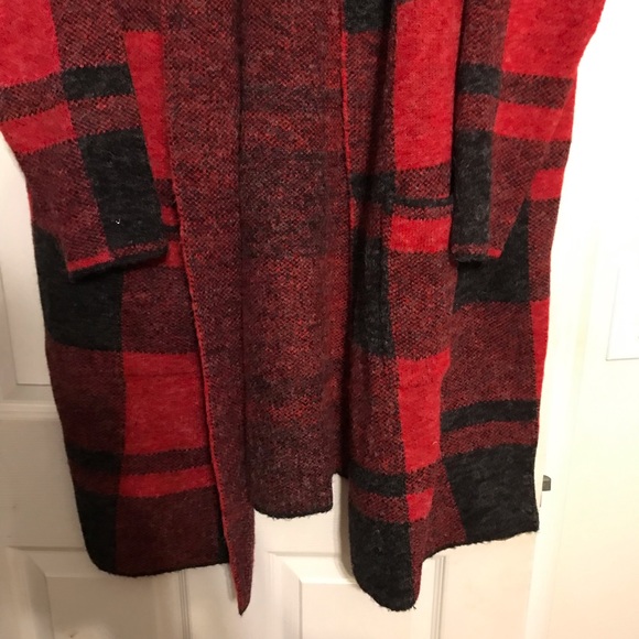 Natural Reflections Red Plaid Cardigan - Picture 4 of 6